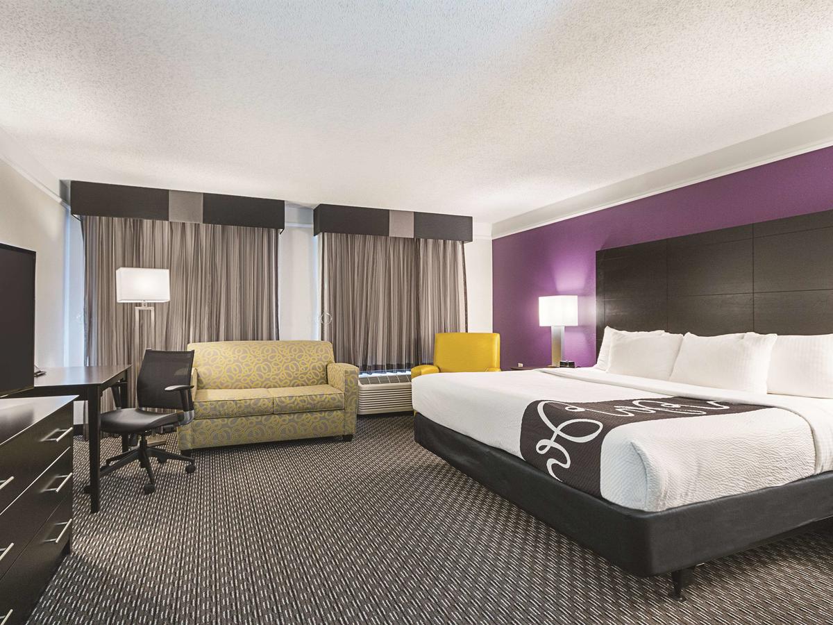 La Quinta Inn By Wyndham Miami Airport North - thumb 16