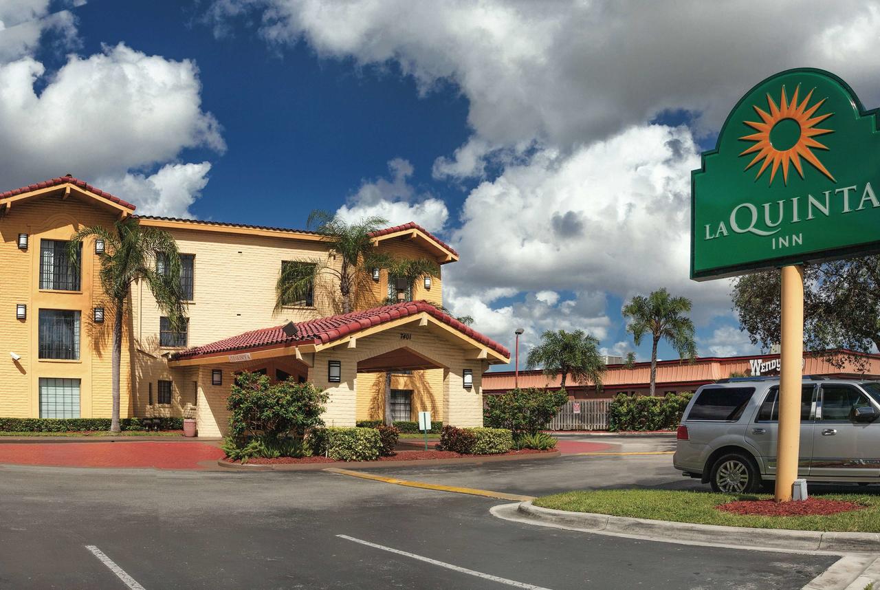 La Quinta Inn By Wyndham Miami Airport North - thumb 3