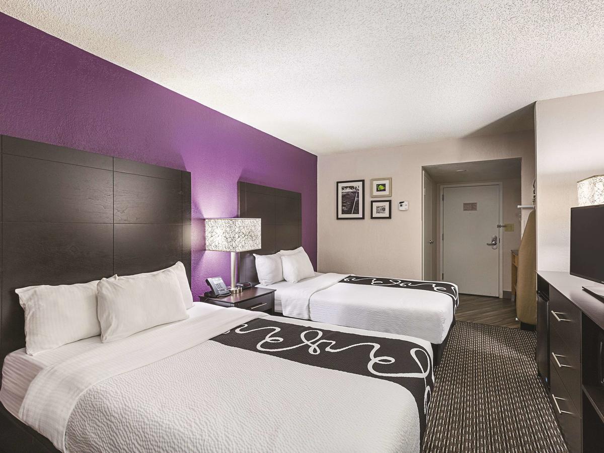 La Quinta Inn By Wyndham Miami Airport North - thumb 17