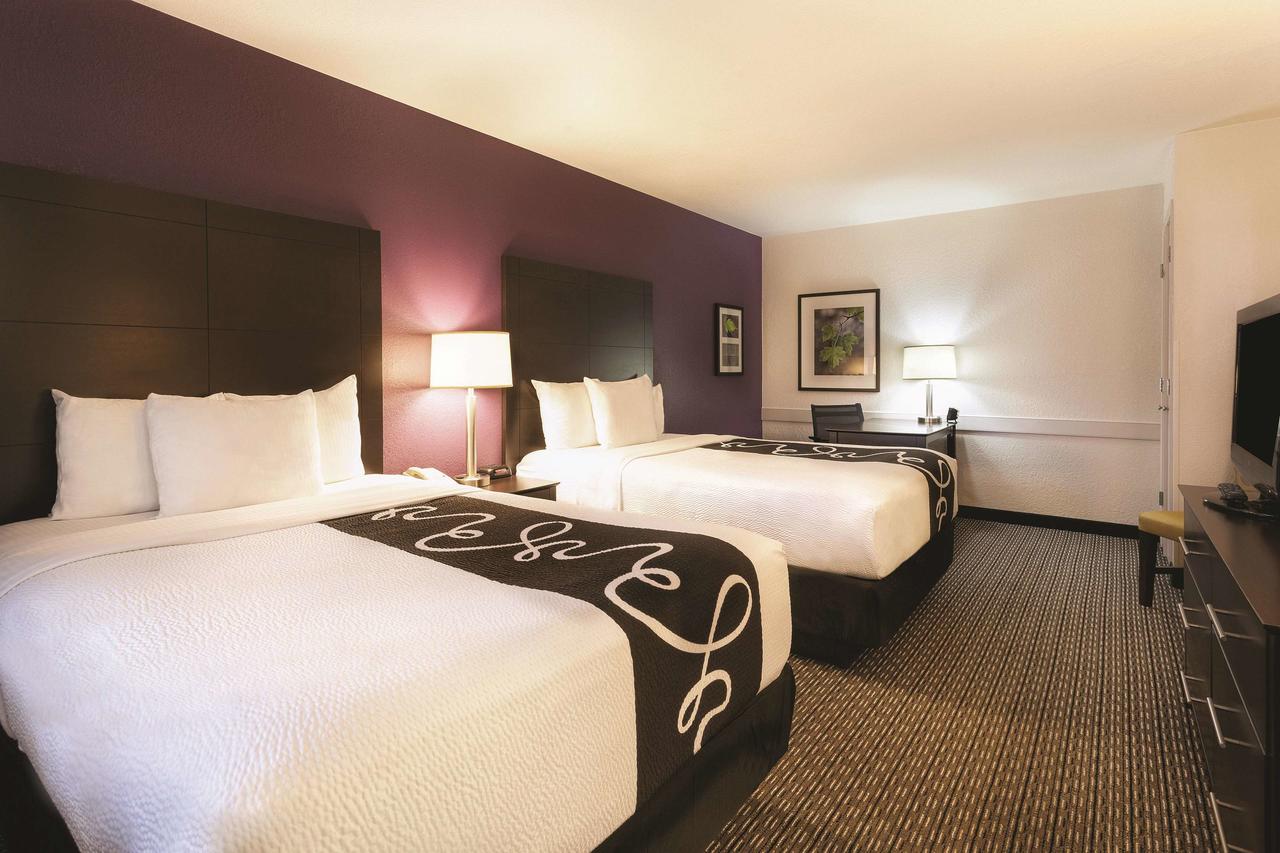 La Quinta Inn By Wyndham Miami Airport North - thumb 30