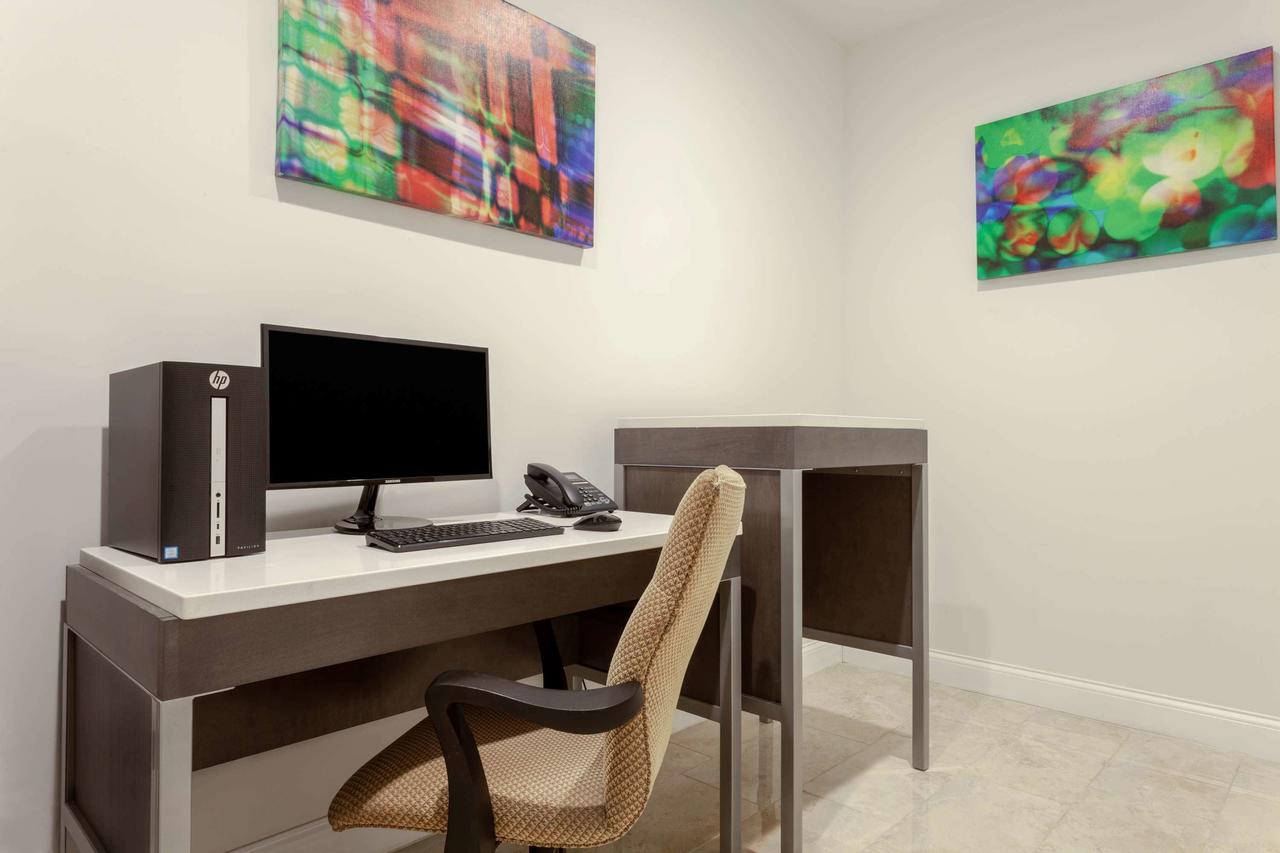 Hawthorn Suites By Wyndham Kissimmee Gateway - thumb 24