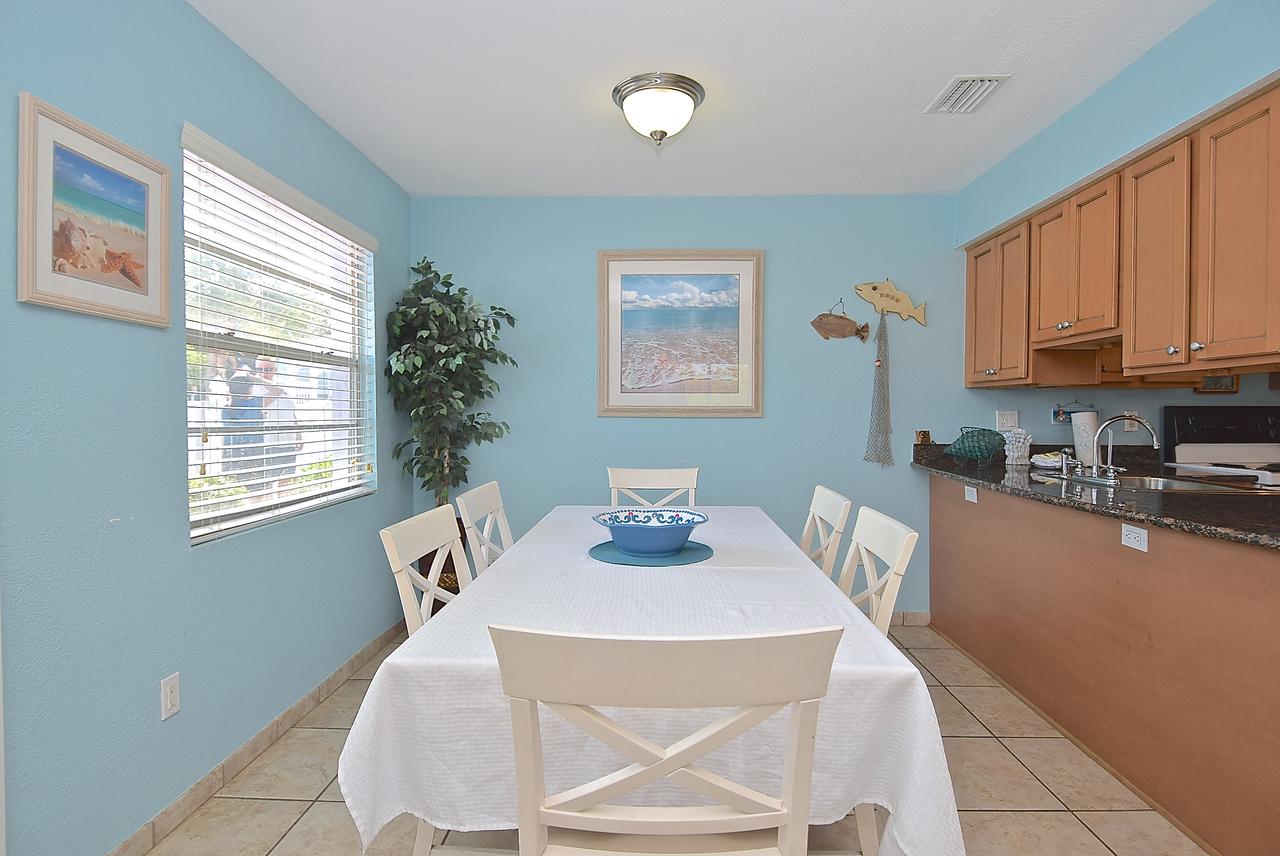 A Beach Retreat On Casey Key - thumb 36