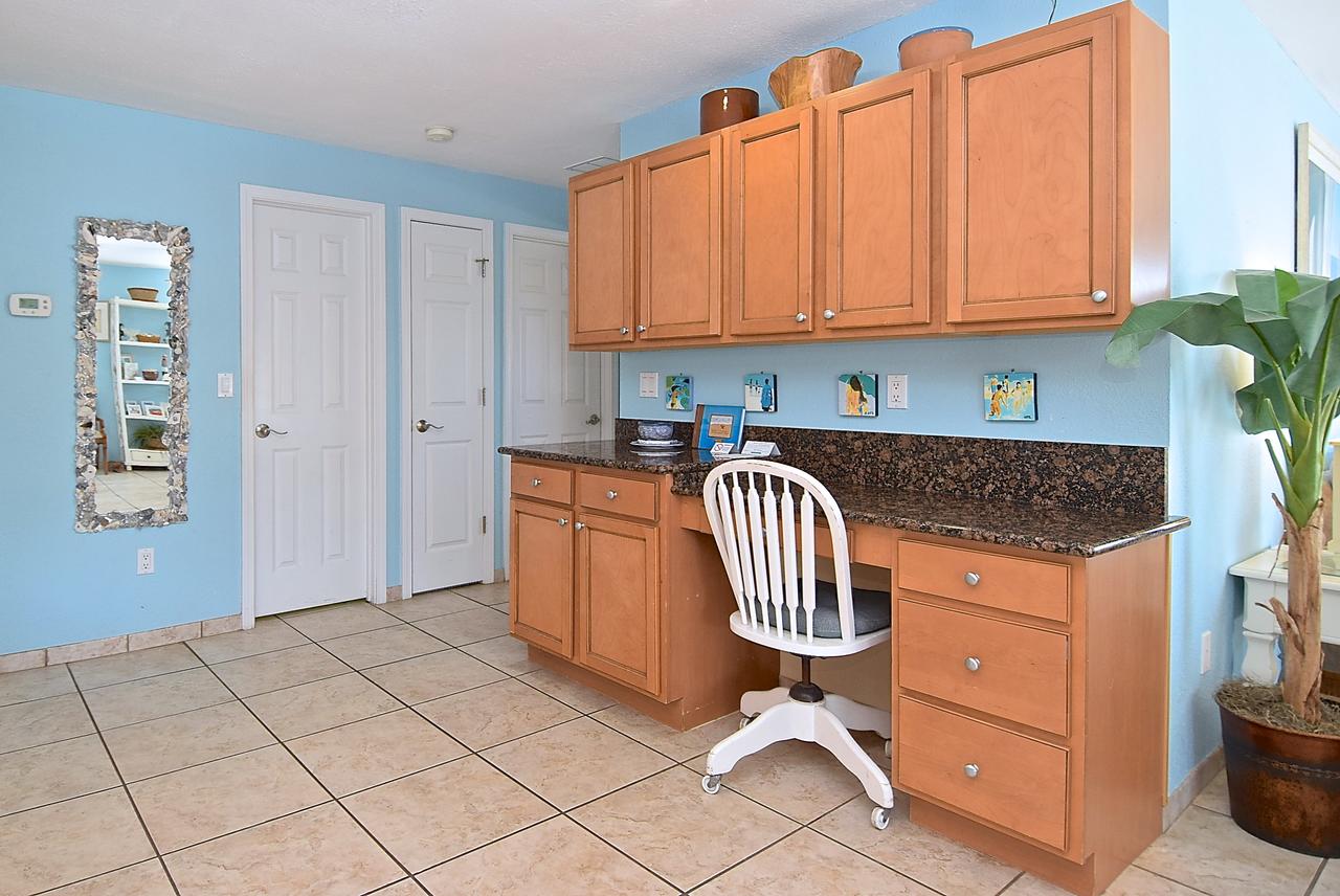 A Beach Retreat On Casey Key - thumb 34