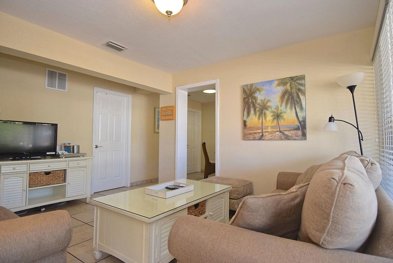 A Beach Retreat On Casey Key - thumb 31