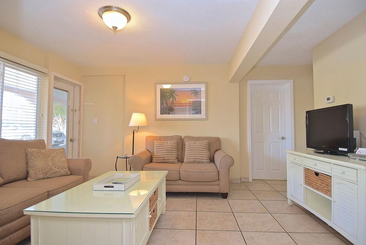 A Beach Retreat On Casey Key - thumb 30
