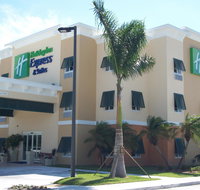 Holiday Inn Express  Suites Marathon - Accommodation Florida