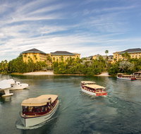 Universal's Loews Royal Pacific Resort - Accommodation Florida