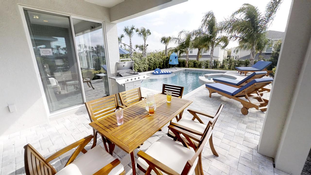 6 Bedroom Vacation Home With Pool (1865) - thumb 1