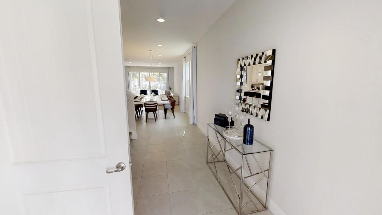 6 Bedroom Vacation Home With Pool (1865) - thumb 5