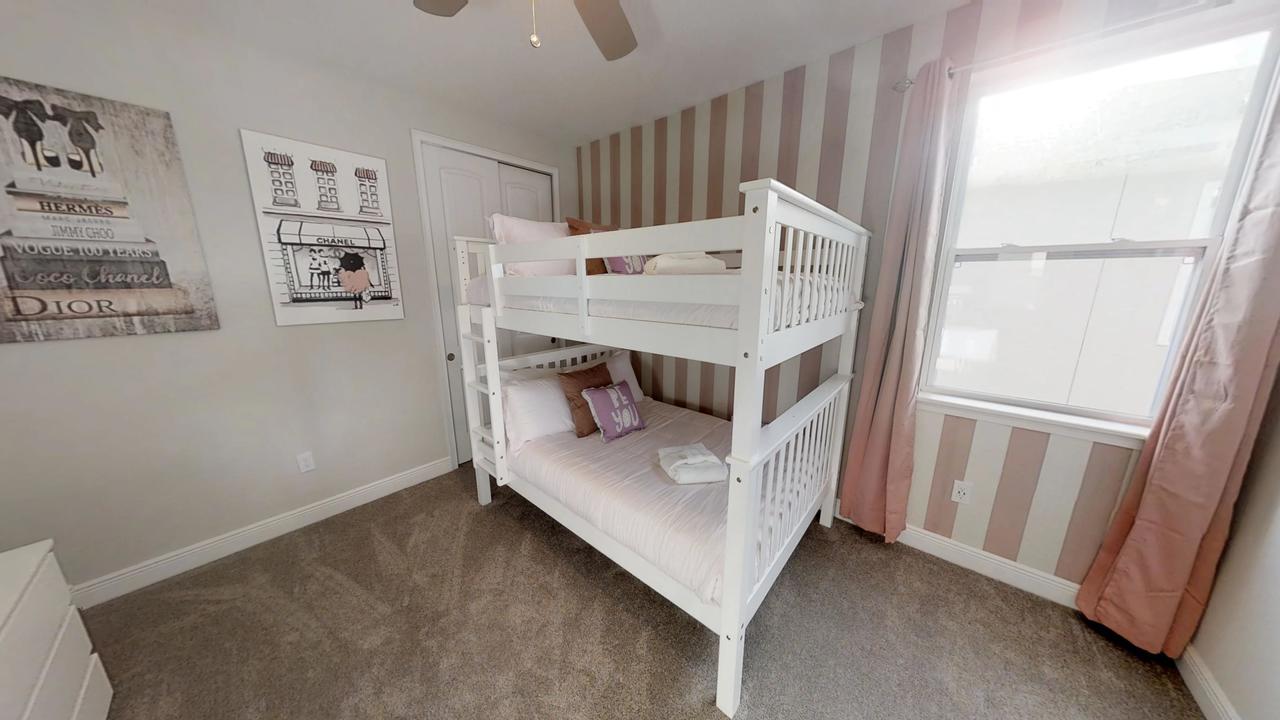 6 Bedroom Vacation Home With Pool (1865) - thumb 37