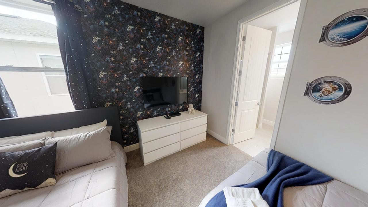 6 Bedroom Vacation Home With Pool (1865) - thumb 34