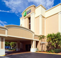 Holiday Inn Express Cape Coral-Fort Myers Area - Accommodation Florida