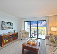 Modern Bayside Villa in South Seas Resort - Accommodation Florida