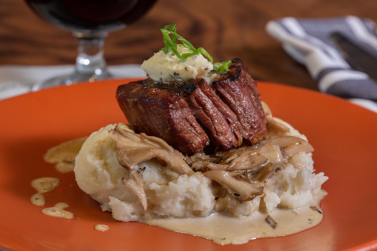 The Delaney Hotel - thumb 11