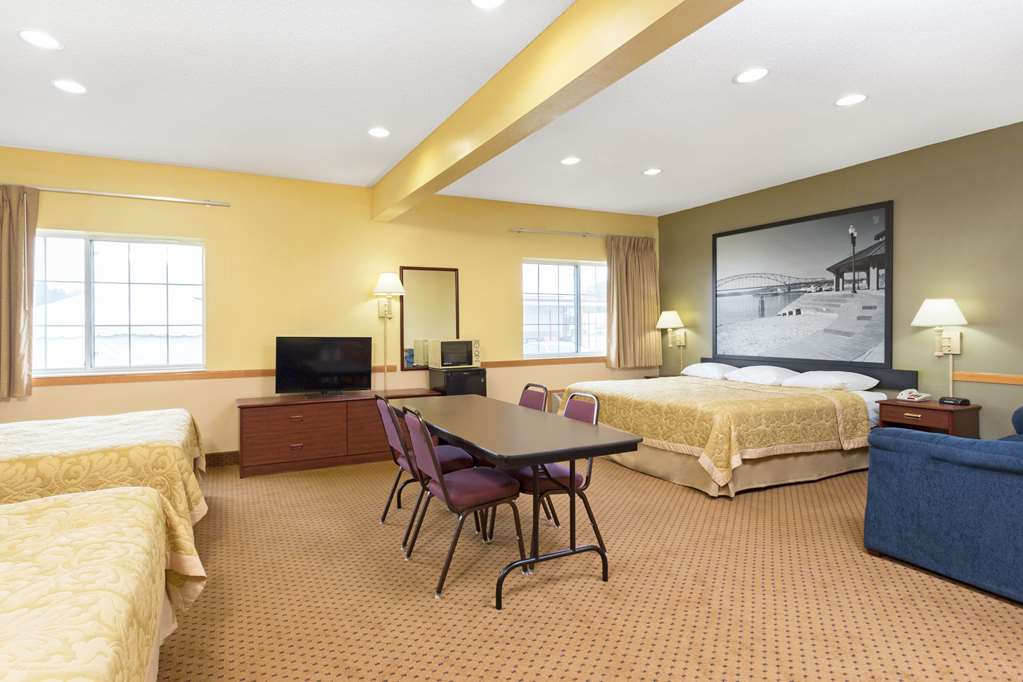 Super 8 Osage - thumb 4