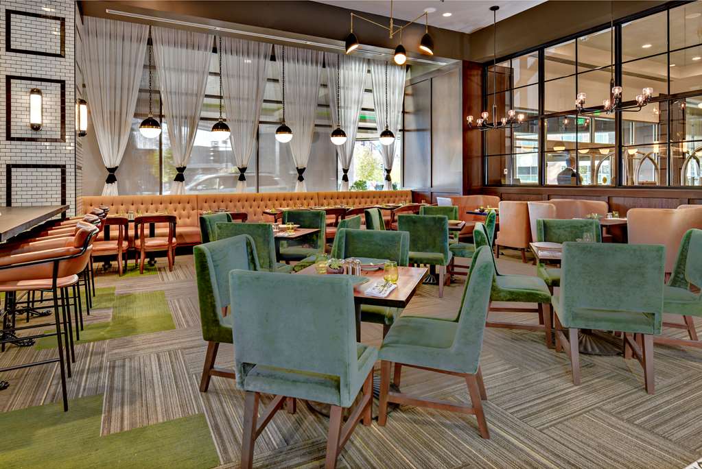 The Grove Hotel - thumb 1