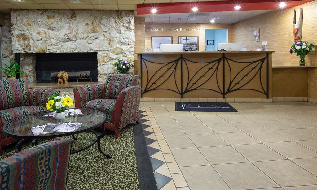 Safari Inn, A Coast Hotel - thumb 3