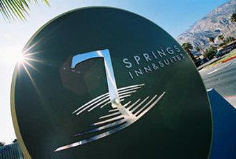 7 Springs Inn & Suites - thumb 15