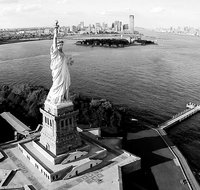 Statue of Liberty Ticket 9/11 Memorial and Wall Street Tour - Accommodation Florida